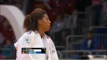 Rafaela Silva vence repescagem e lutará pelo bronze na Rússia
