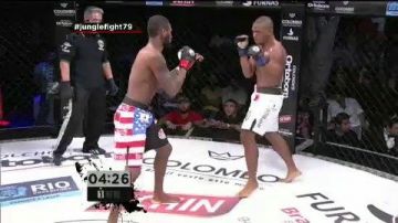 Handerson Martins derrota Ary Santos com nocaute no primeiro round