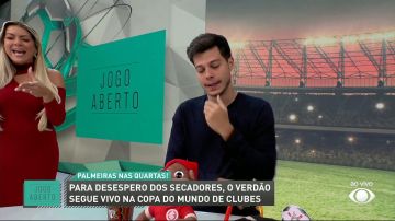 Cappellanes provoca Cicinho após eliminação do Flamengo para o Bayern