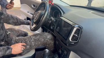 Vídeo: homem é preso com pasta base de cocaína em “carro cofre” na Dom Pedro I em Campinas