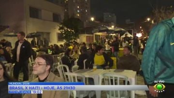 Rua de Curitiba fechada para jogo do Brasil na Copa do Mundo