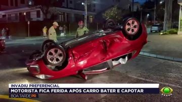 Motorista fica ferida após carro capotar na Vila Izabel, em Curitiba