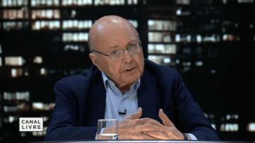 "Quem vai comprar?" Ex-ministro diz que "Correios podem caminhar para extin